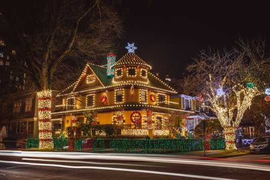 What are the Considerations When Choosing Christmas Lights? - TEKLED UK