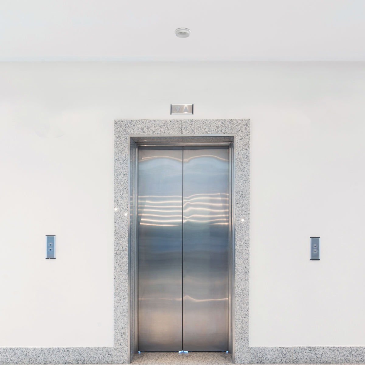 Where to use GU10 Recessed Aluminium Downlight - Dual-Tone Acrylic with Color Matched Trim 143-04043