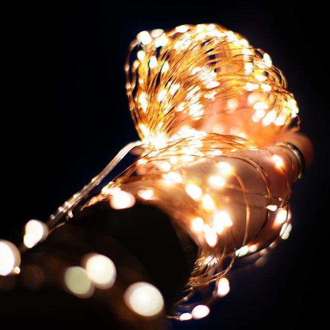 Mensa 2 Sets of Micro-LED 100 LEDs 10m with Battery Pack & Remote Control Warm White LED String Fairy Light in use