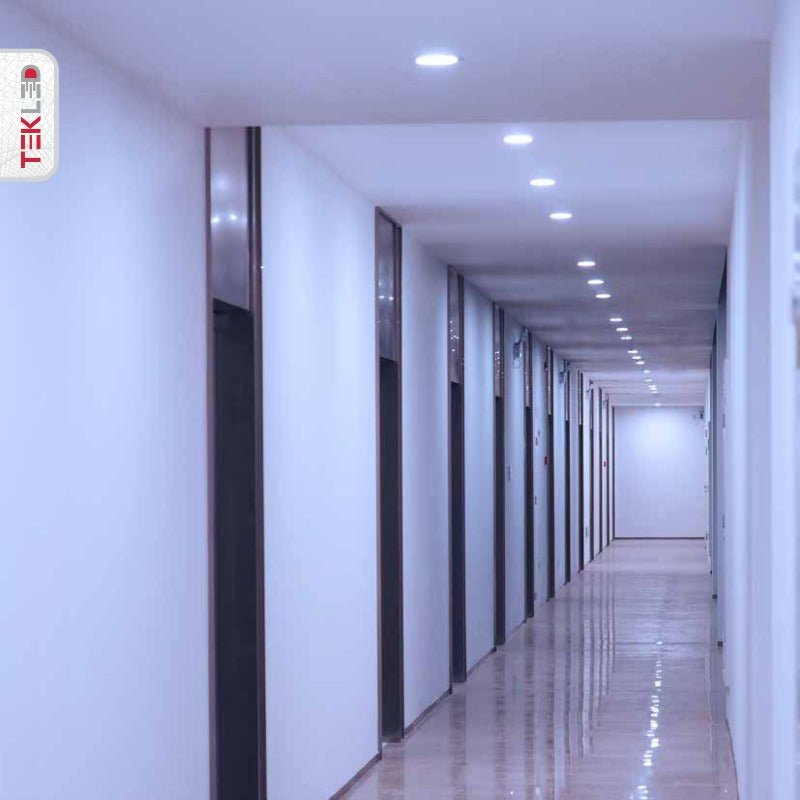 Downlight Led Round Slim Panel Light 3W 5700K Cool Daylight D85Mm in indoor setting hallway