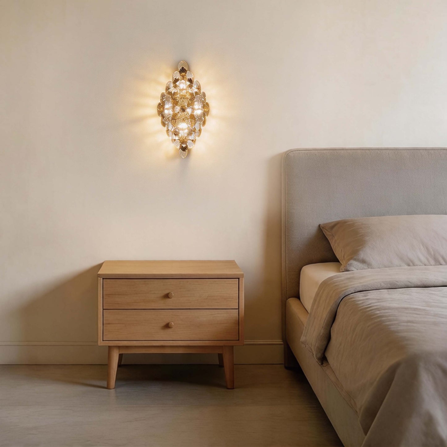 Luxury Gold Crystal Wall Sconce M2158, 4-Light E14