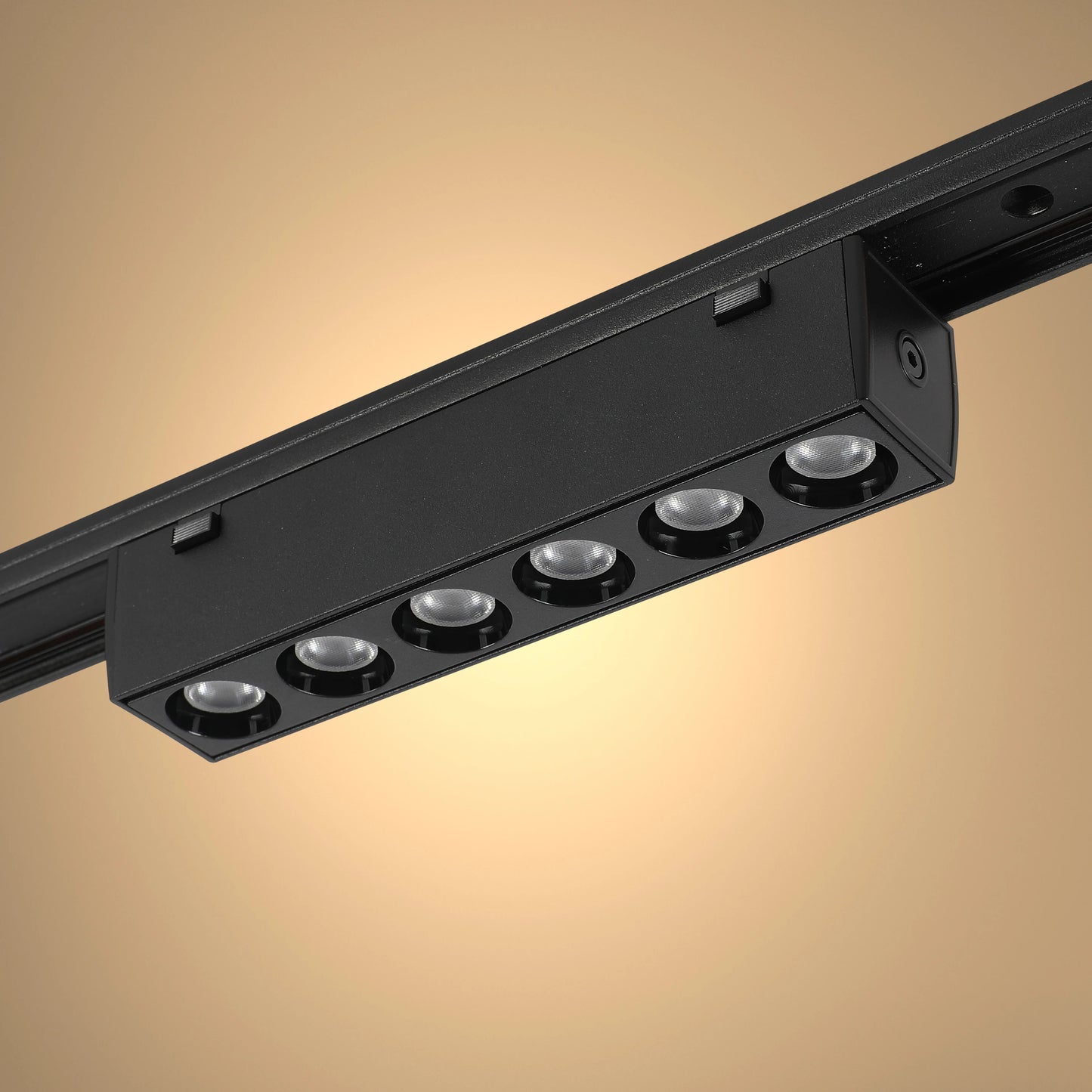 Fixed Magnetic Track Light with Laser Blade Design