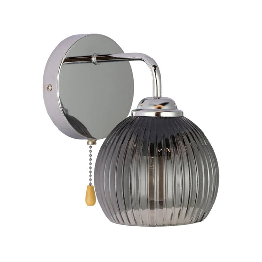 Reeded Glass Wall Light with Pull Down Switch E27 Fitting 2