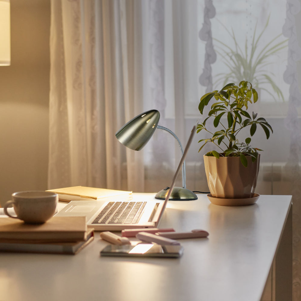 Flex Neck Metal Desk Lamp 7
