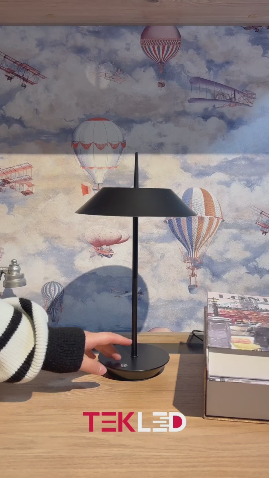 Eclipse Touch Table Lamp black