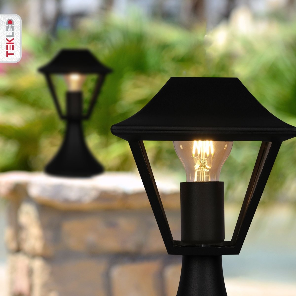 Outdoor application for Stand Lamp Matt Black Clear Glass E27