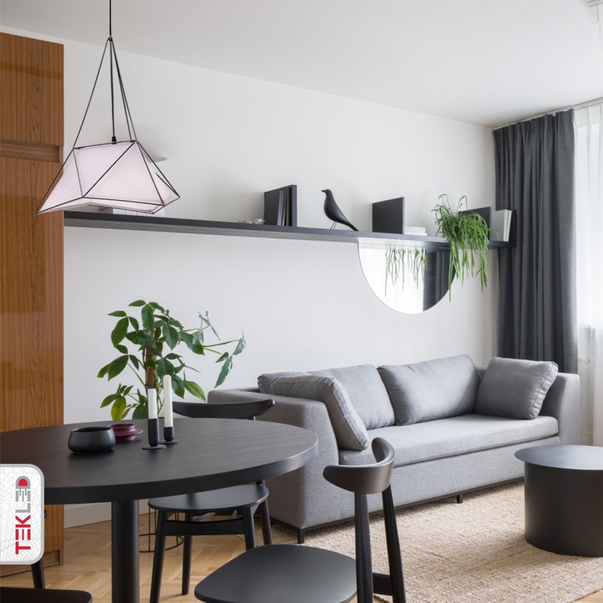 Indoor usage of Murcielago Grey Metal Pendant Light with E27 Fitting | TEKLED 159-17380