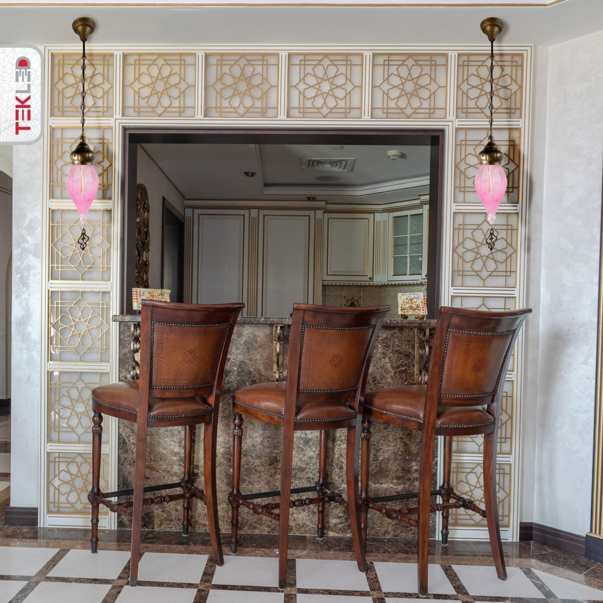 Interior application of Moroccan Style Antique Brass and Pink Glass Pendant Light E27 | TEKLED 158-195584