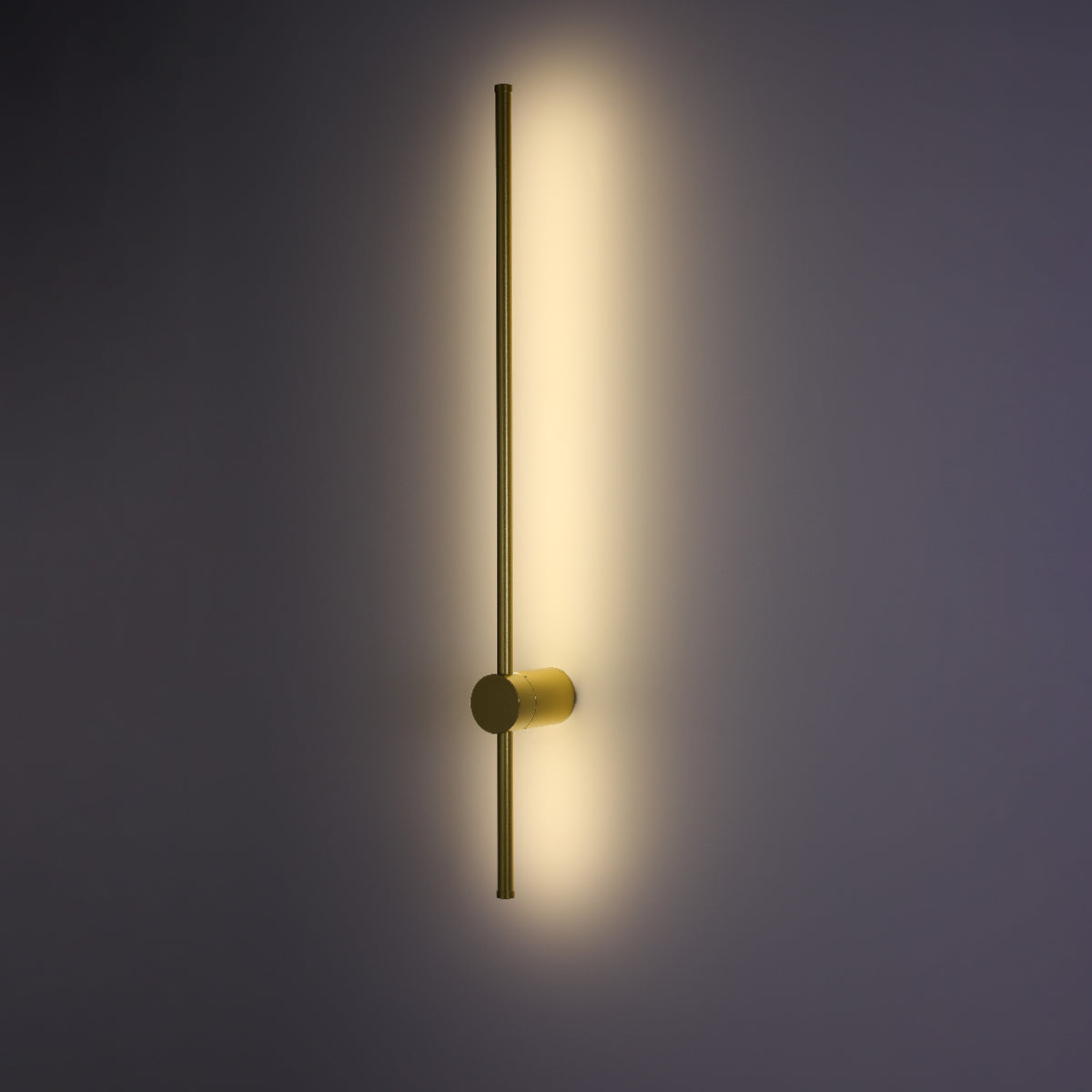 Linear Sconce Elegant Linear Wall Sconce 80cm | Cool White Indirect Lighting in Gold ...