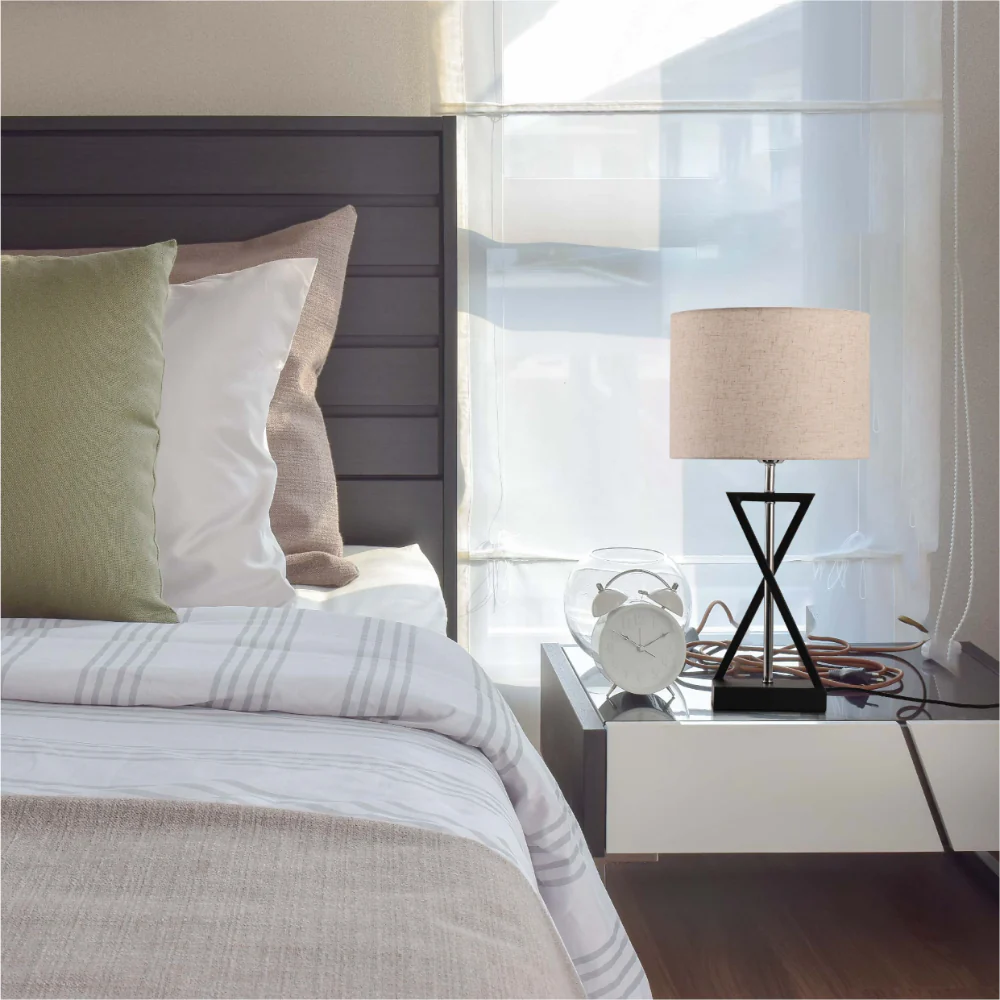 Nordic Art Deco Table Lamp Black Nickel Flaxen TEKLED